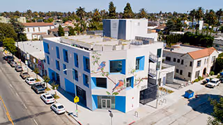 Catalina in West Adams District