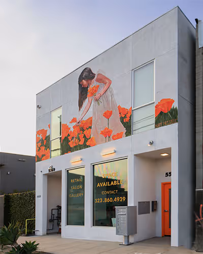 5569 West Adams District